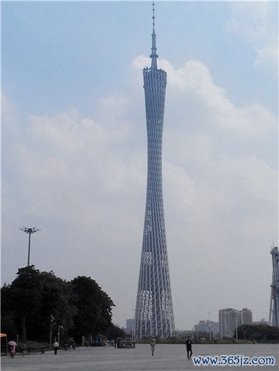 提供全面专业的高端经纪服务，让您放心无忧
